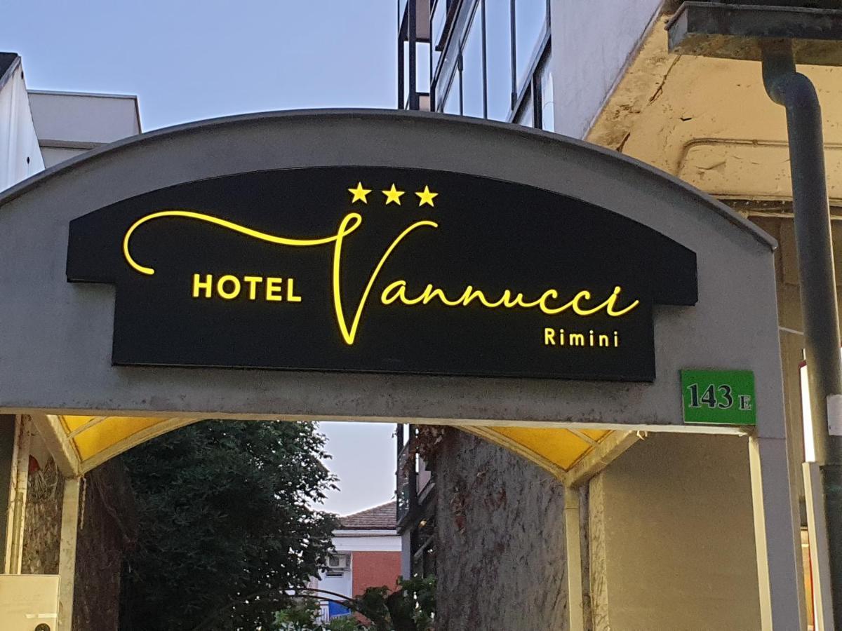 Hotel Vannucci Rímini Exterior foto